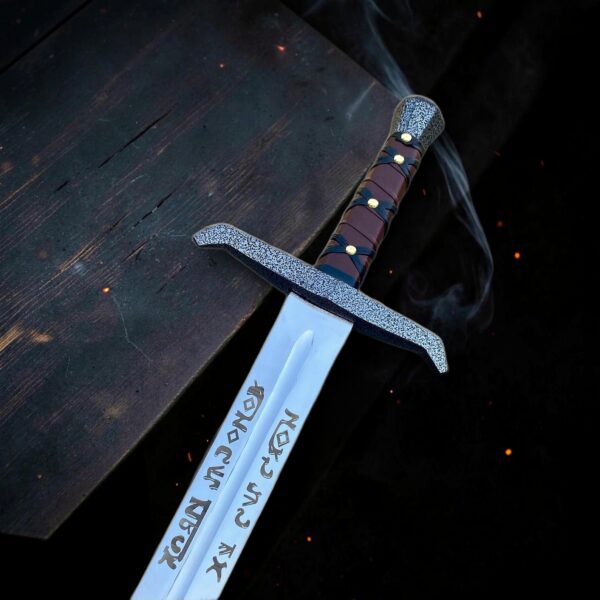 Hand-Forged Excalibur Sword Replica: Carbon Steel Full-Tang Longsword with Sheath